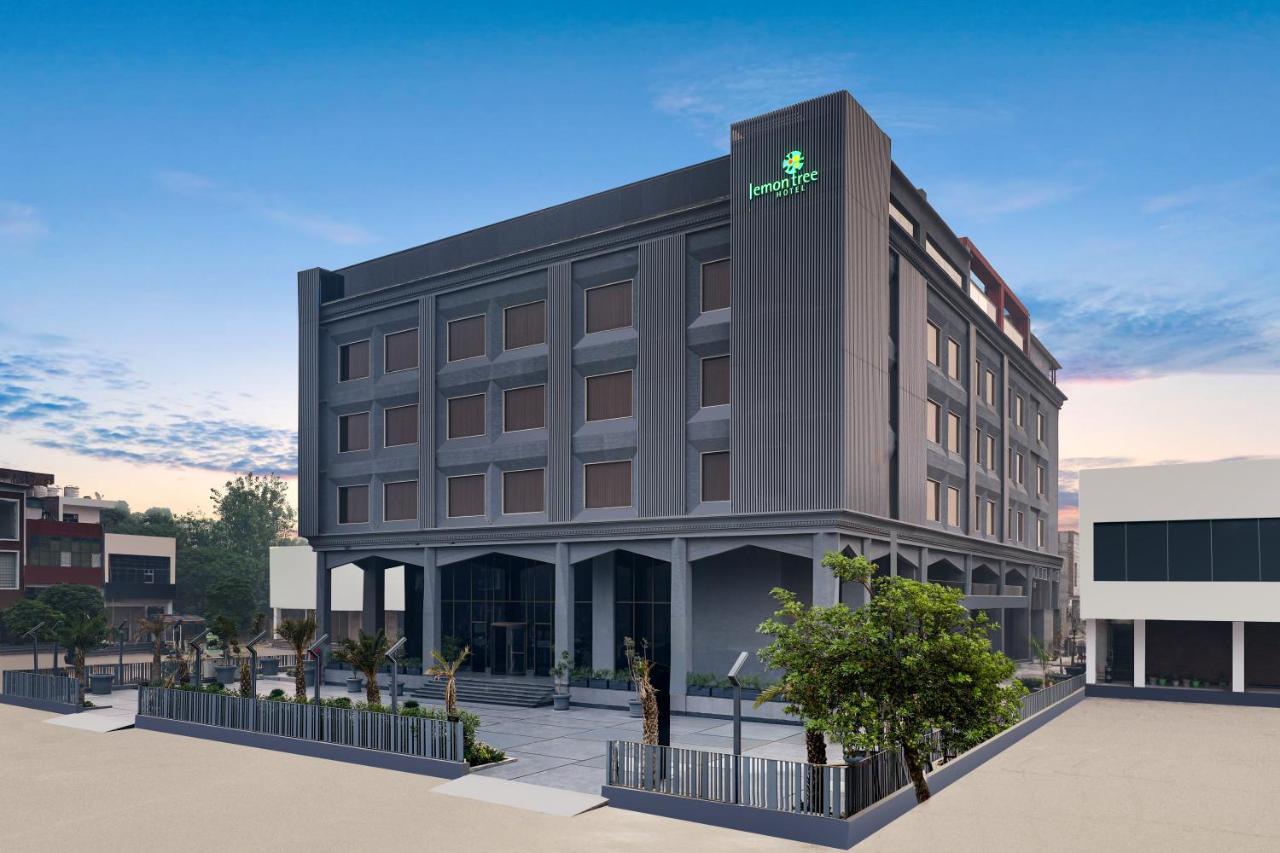 Lemon Tree Hotel, Hisar Ngoại thất bức ảnh