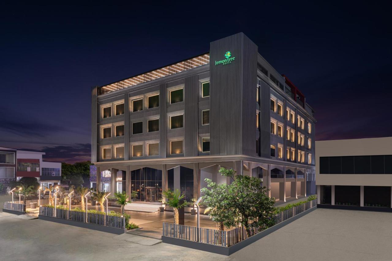 Lemon Tree Hotel, Hisar Ngoại thất bức ảnh